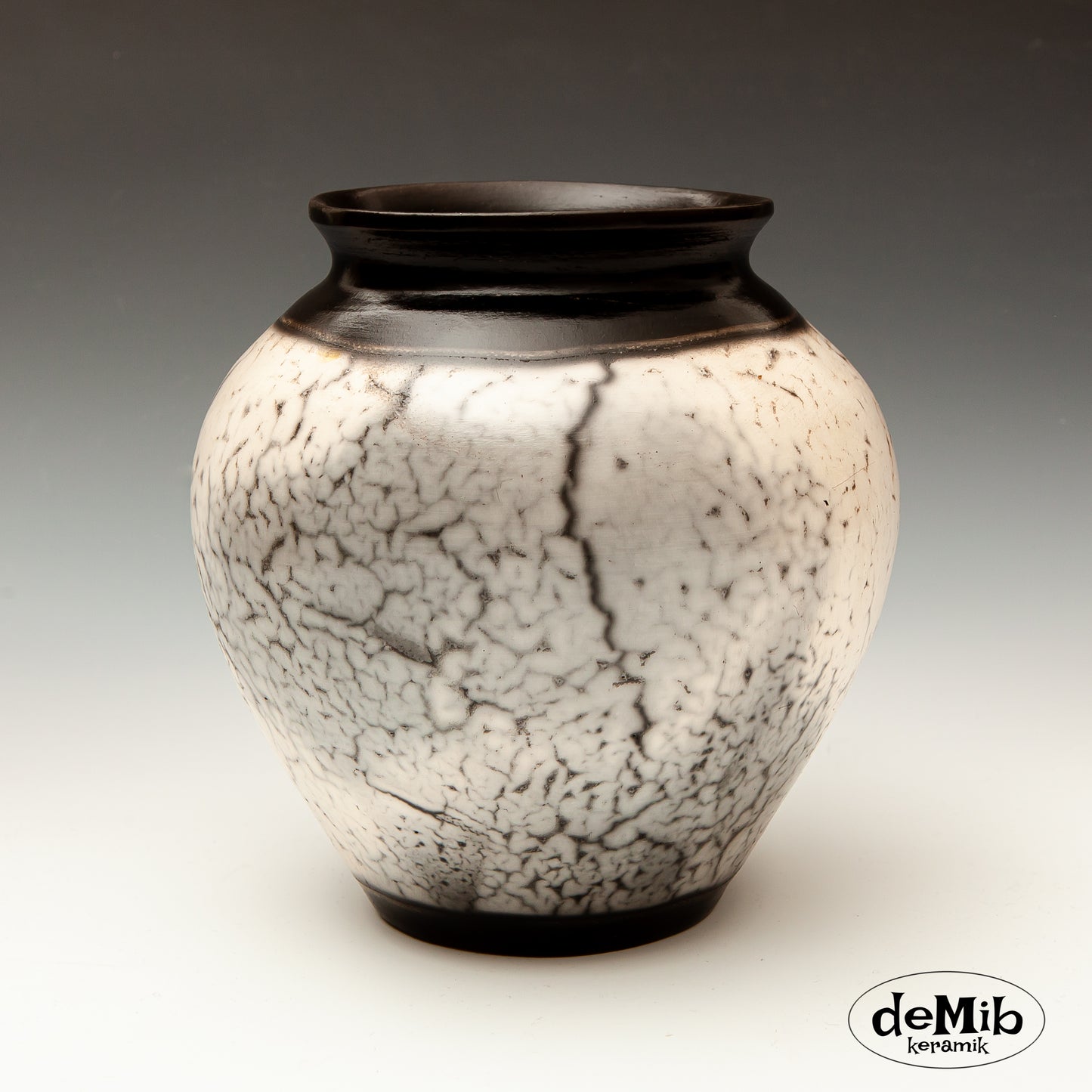 Large Round Raku Vase (21 cm)