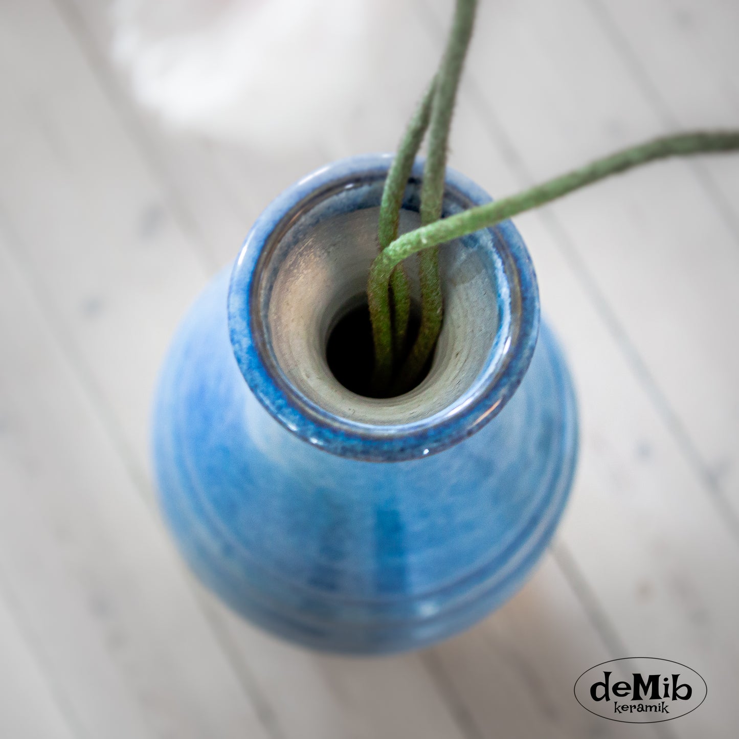 Floating Blue Floor Vase (50 cm)