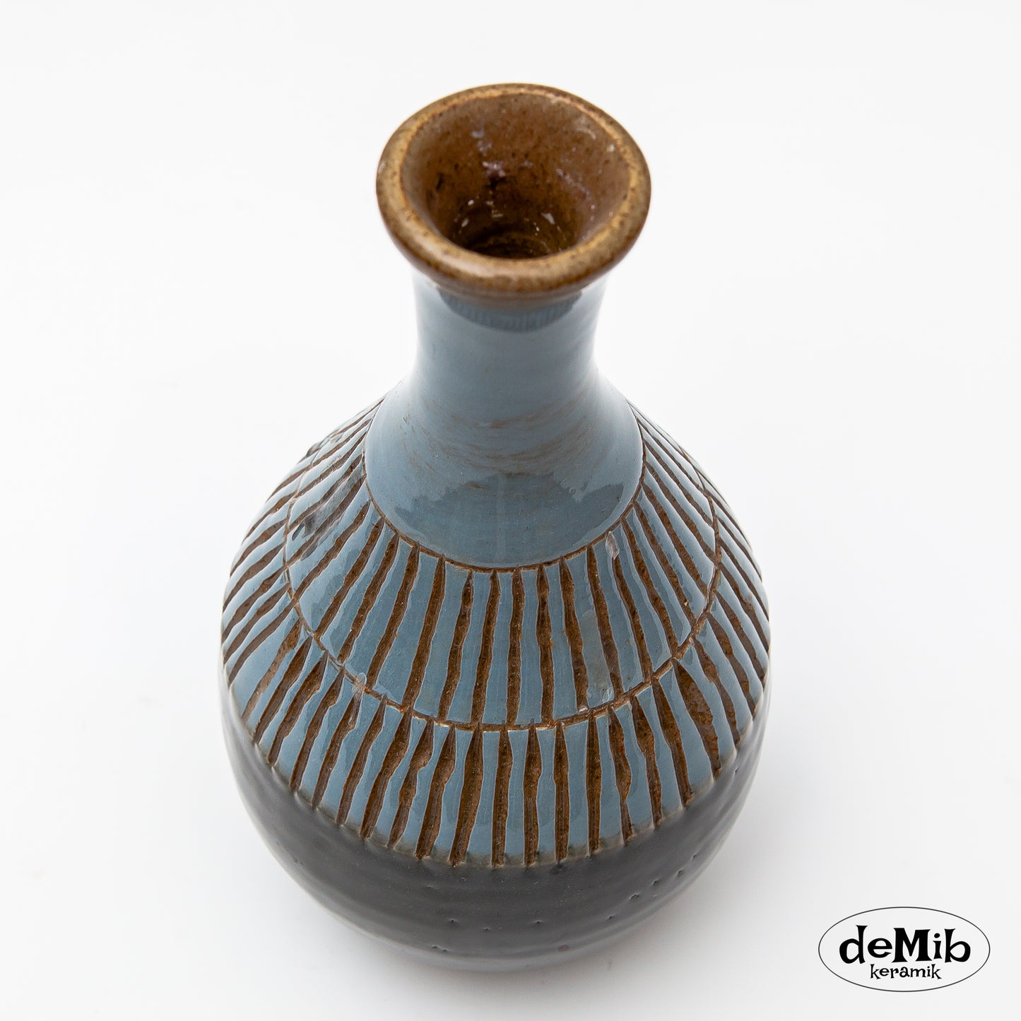 Small Carved Vase in Blue (20 cm)