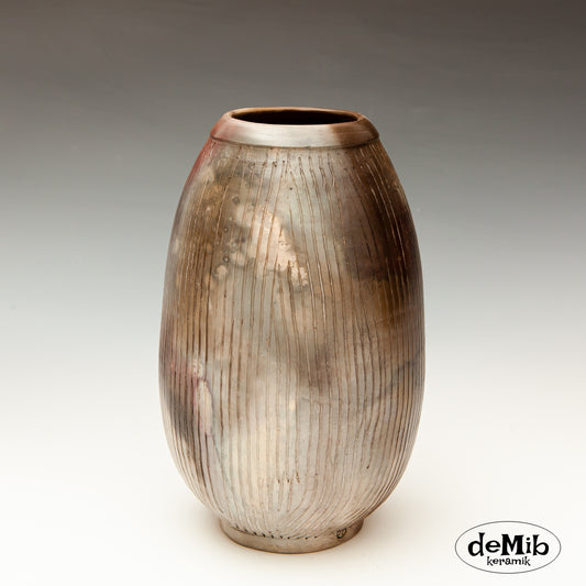 Carved Pit Fired Vase in Gray (23 cm)