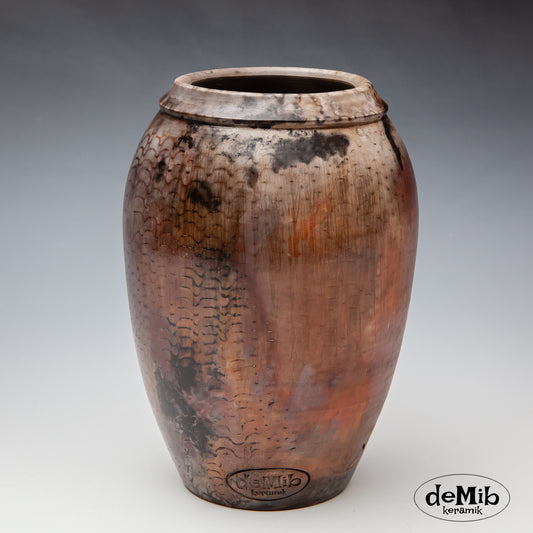 Dark Red Pit Fired Vase with Mesh Patterns (19 cm)