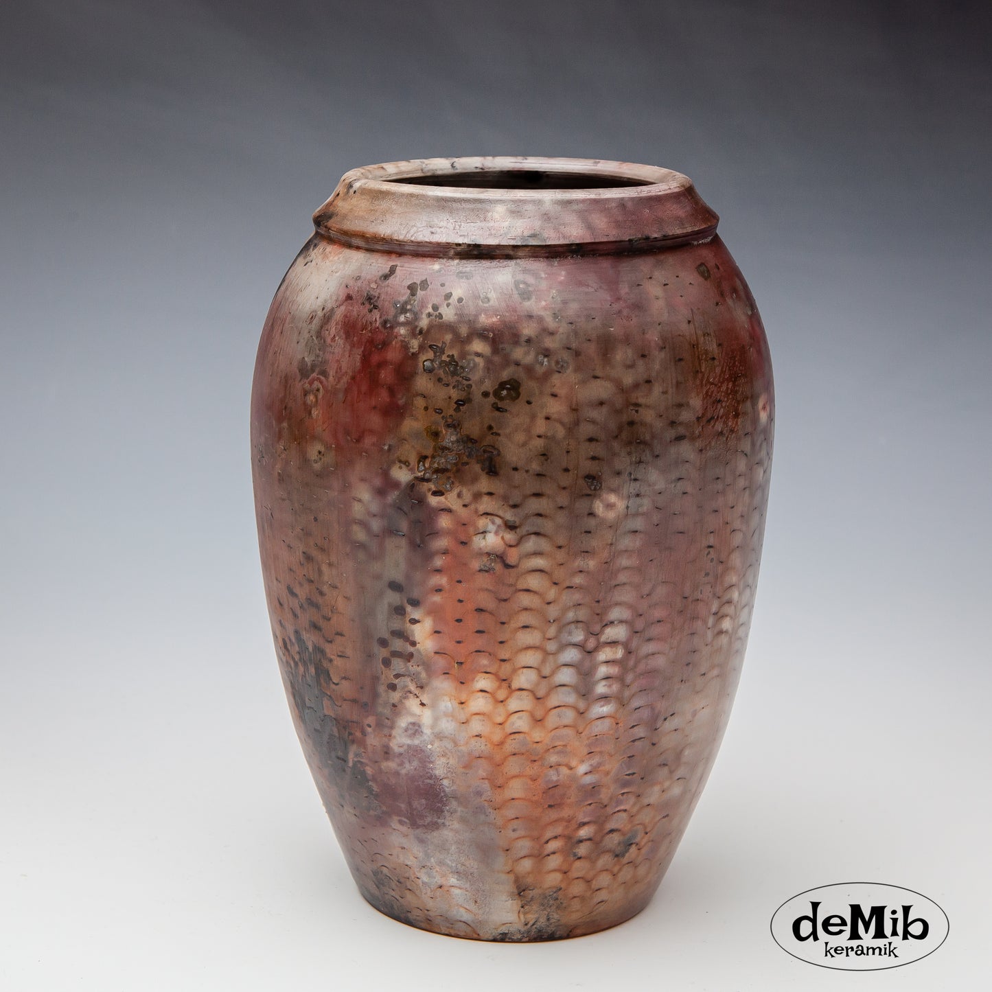 Dark Red Pit Fired Vase with Mesh Patterns (19 cm)