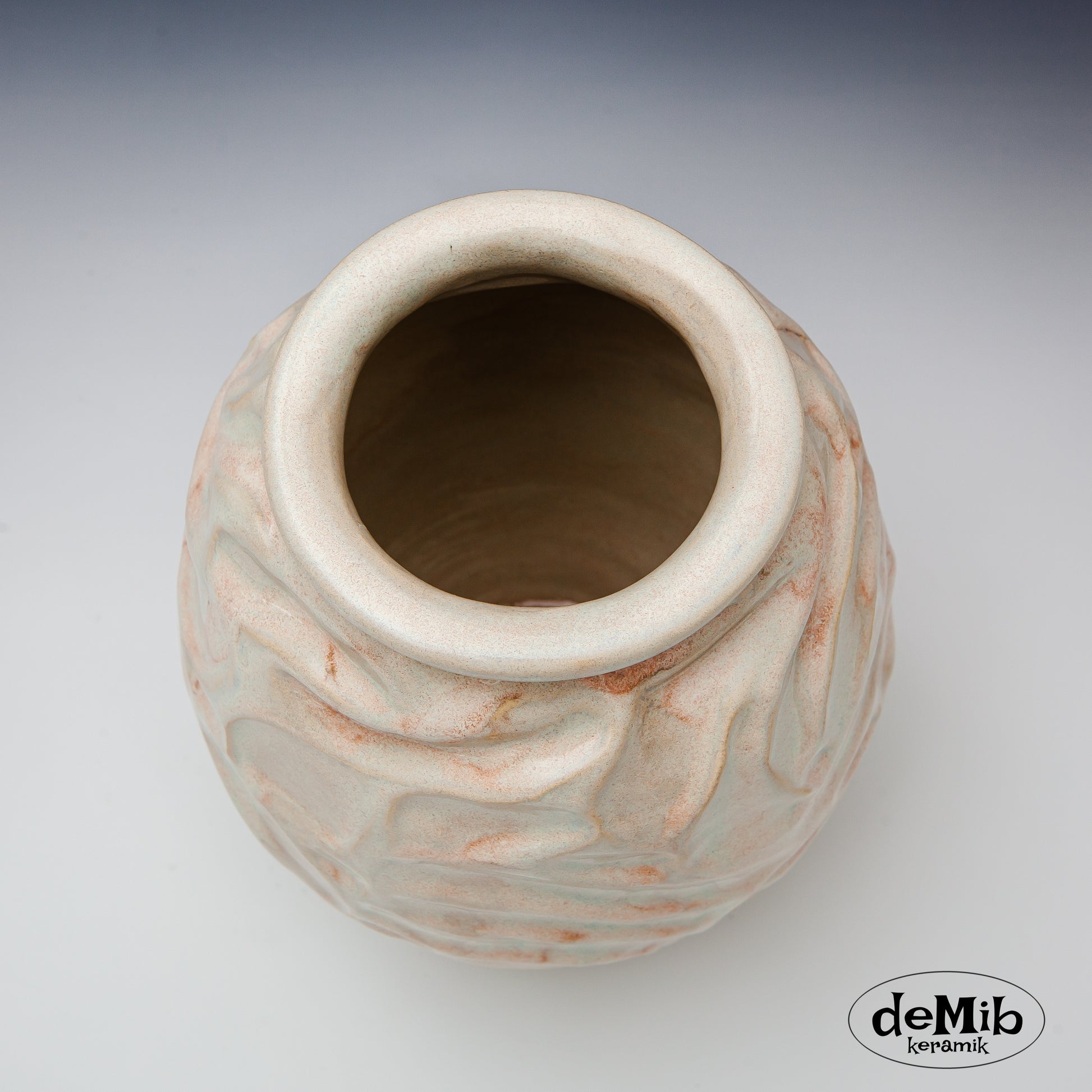 White Stoneware Vase with Textures (22 cm)