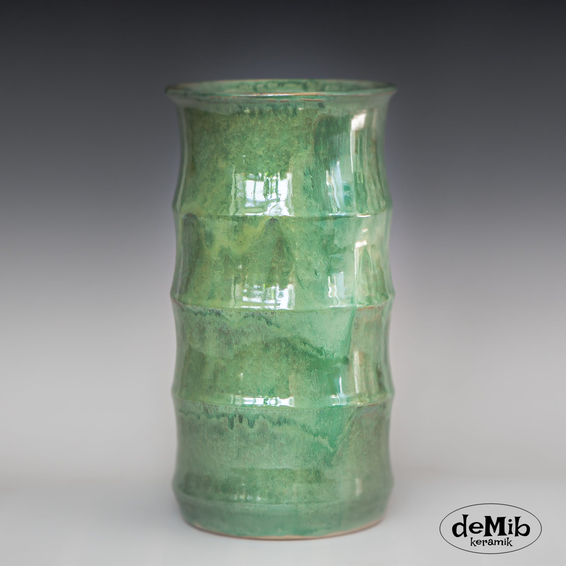 Green Stoneware Vase - Bamboo Shaped (21 cm)
