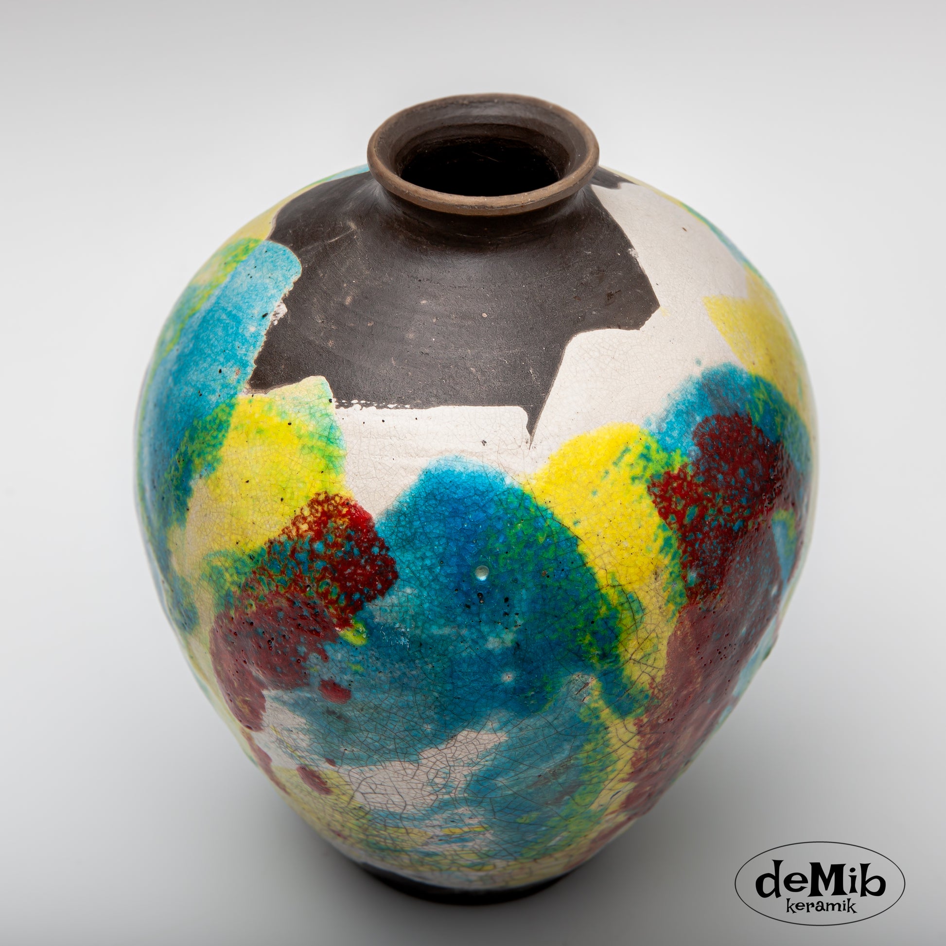 Round Raku Fired Vase with Vivid Colors (22 cm)