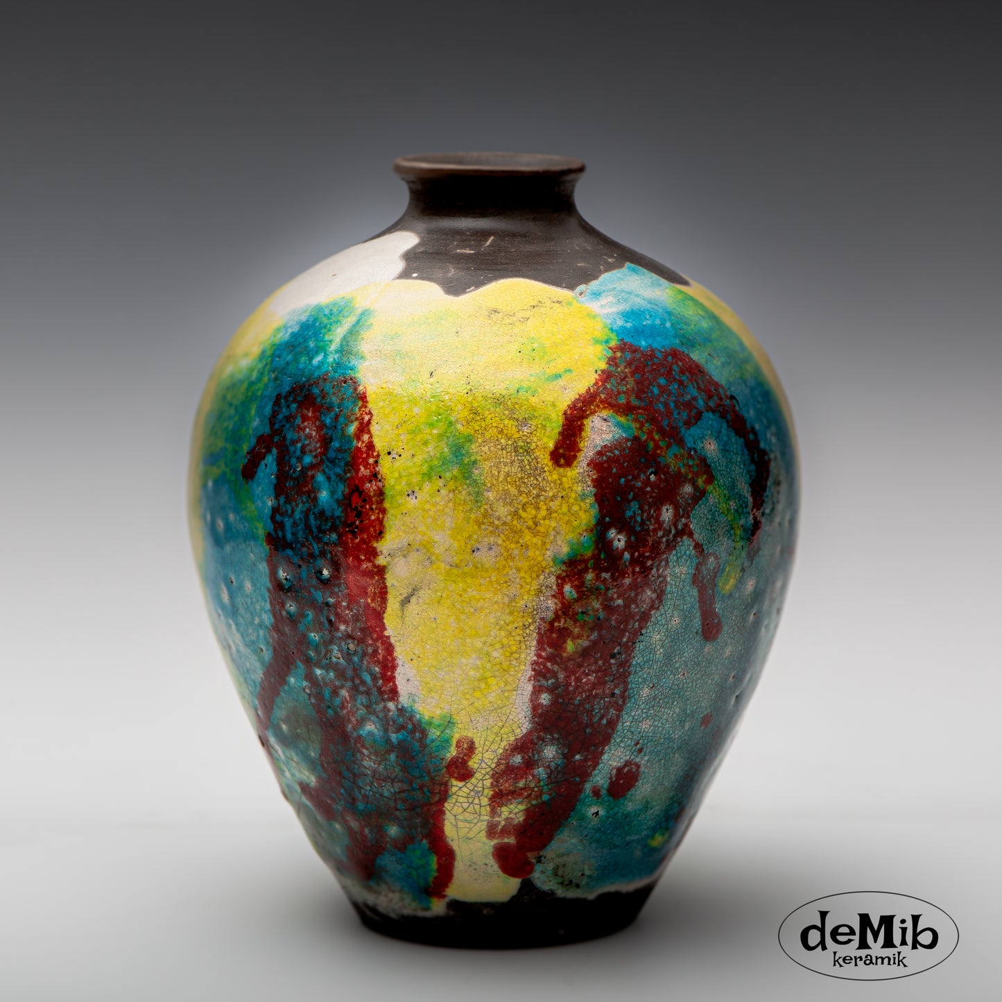 Round Raku Fired Vase with Vivid Colors (22 cm)