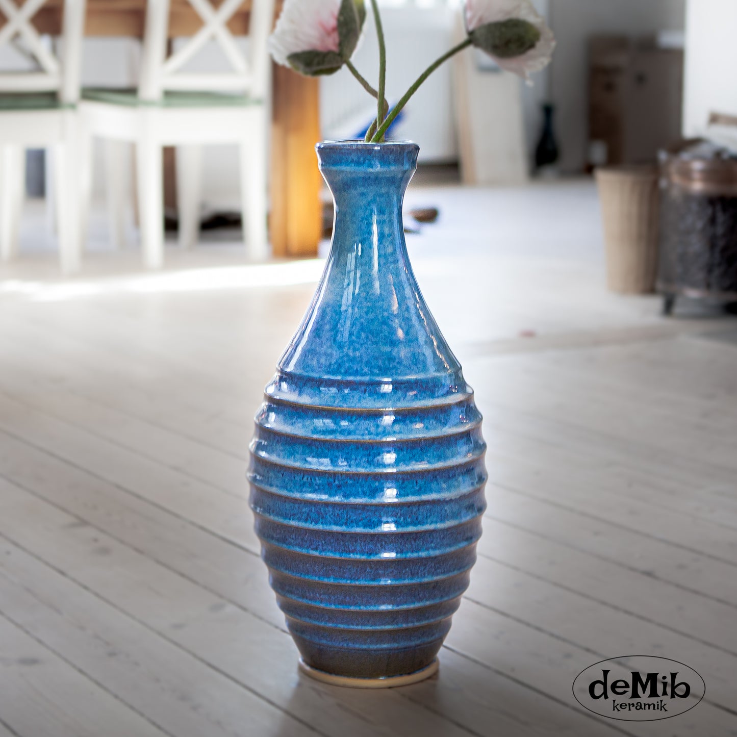 Floating Blue Floor Vase (50 cm)