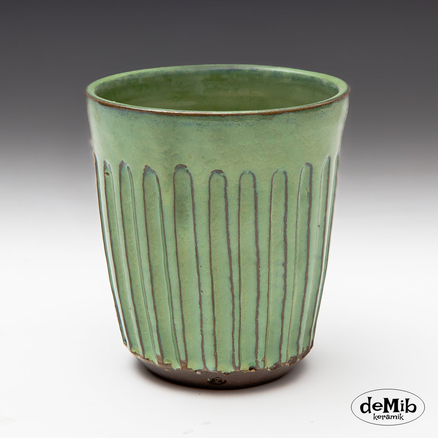 6 Green Mugs - in nice gift box