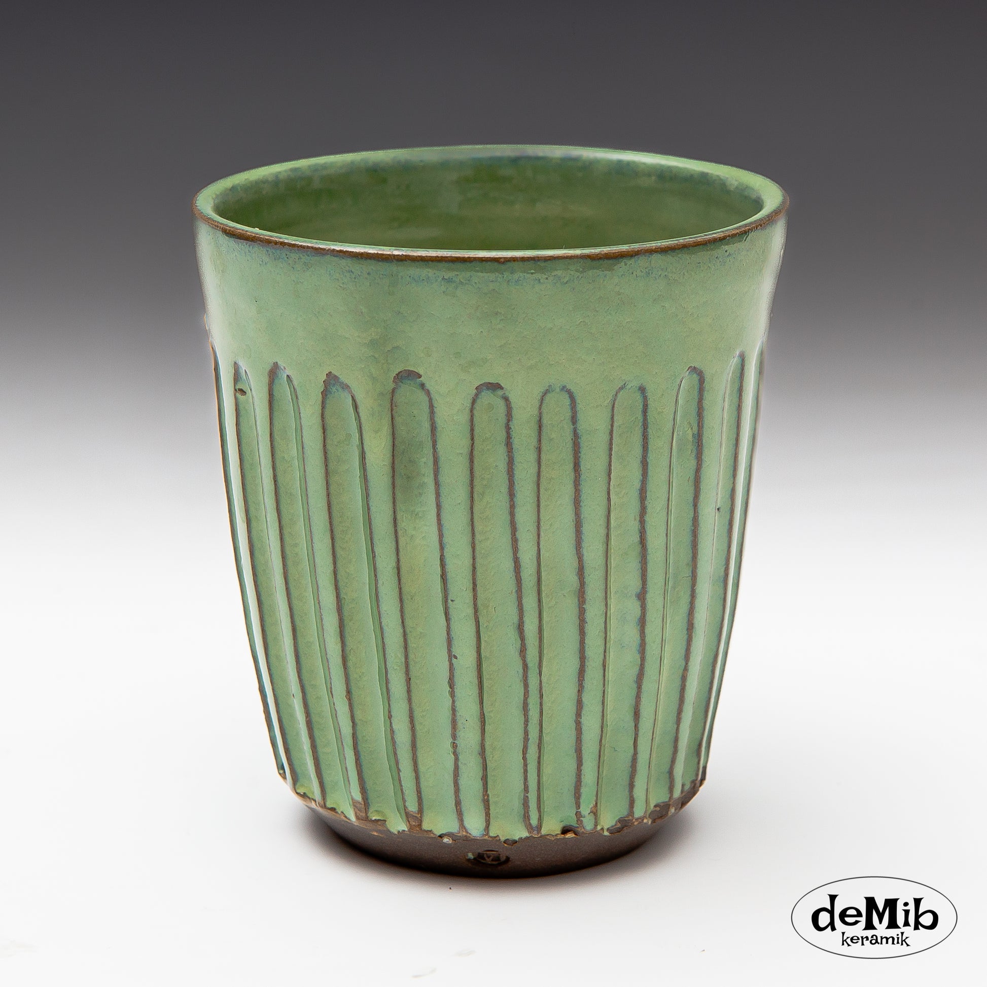 6 Green Mugs - in nice gift box