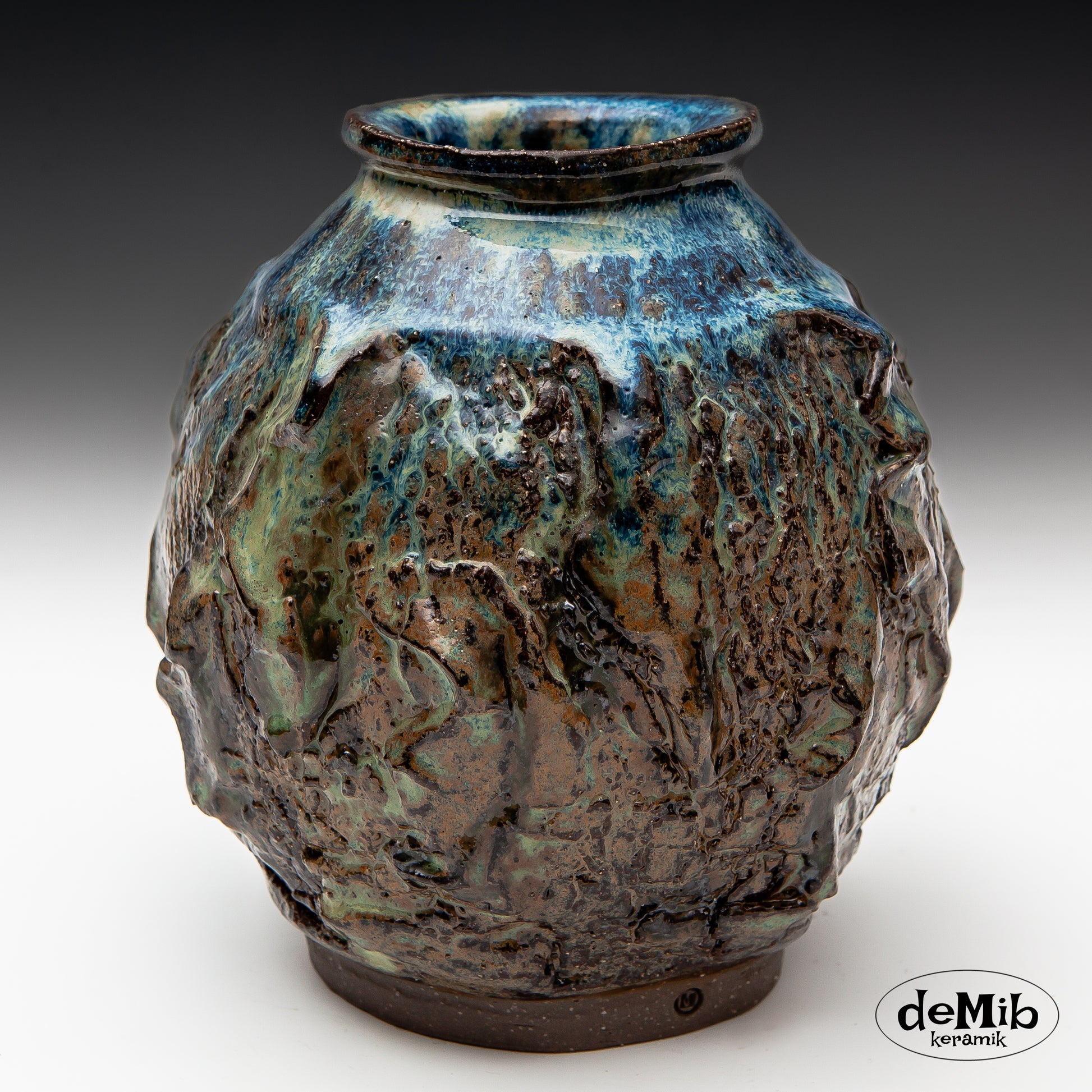 Vase with Strong Textures in Floating Blue (18 cm)